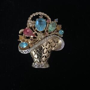Vintage 1940s Coro Rhinestone Flower Basket Brooch READ Description
